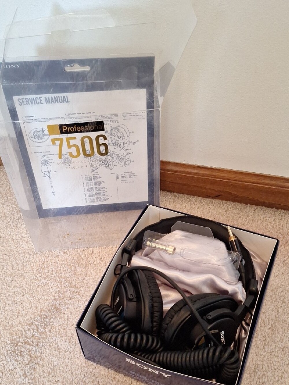 Sony MDR-7506 Professional Headphones - Picture 3 of 8